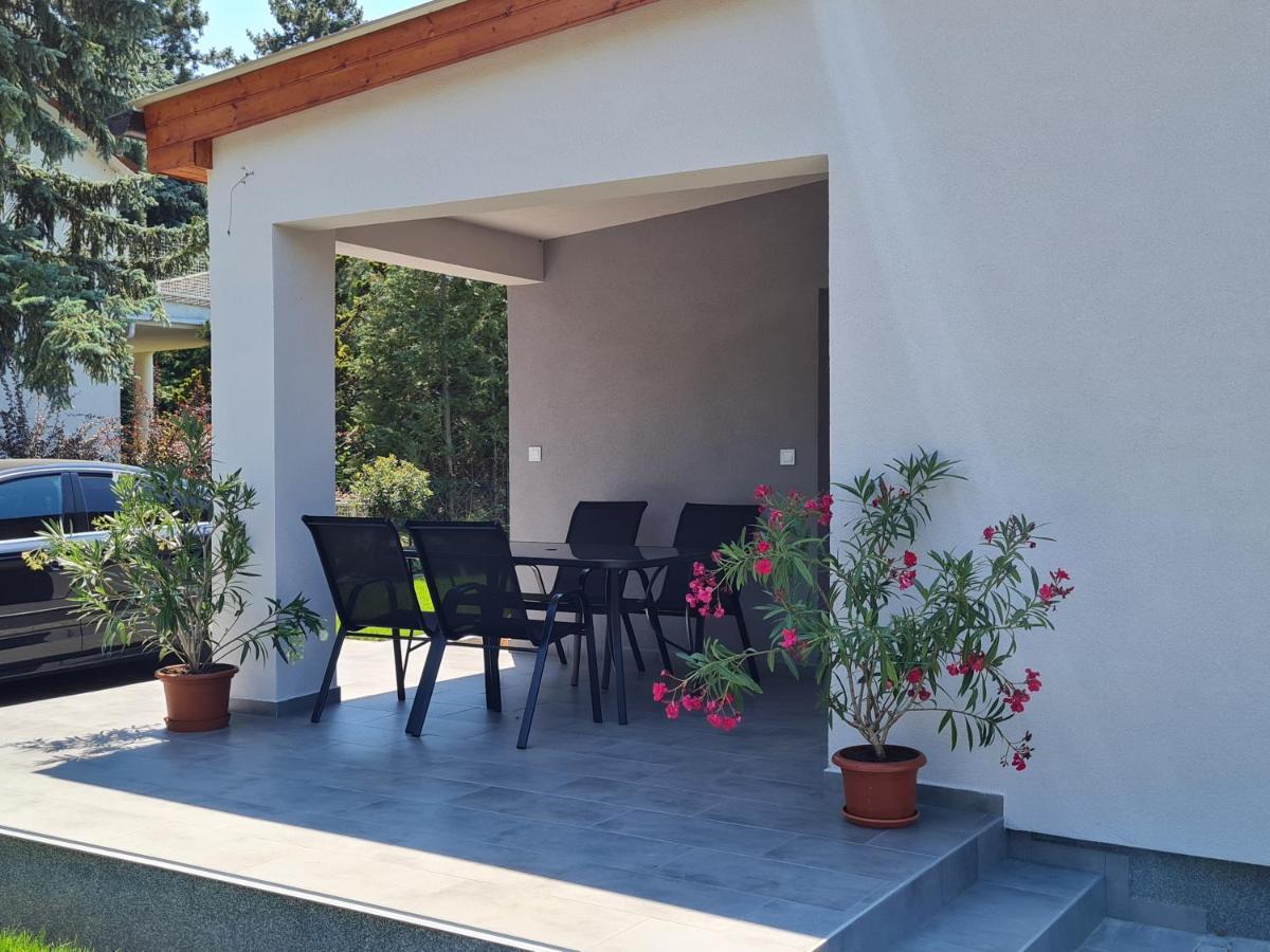 Siofok Sophia Apartman Екстериор снимка